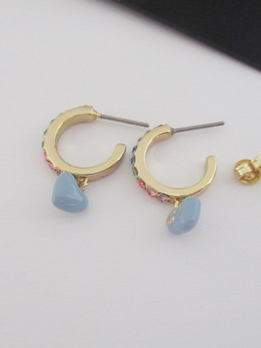 COACH - Heart Charm Huggie Earrings - Picture 5 of 8
